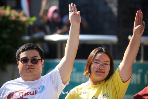 Hammer and sickle campaign may backfire on protest movement