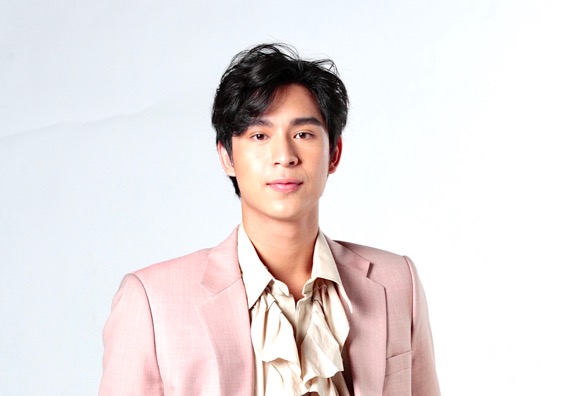 ช่อง 7HD จัดเต็ม เข้ม-โดนัท-แม็กกี้ นำทีมนักแสดง-ผู้ประกาศข่าว เสิร์ฟ ความสุข มอบฏิทินพิเศษของขวัญ ปีใหม่ 2564 ฟรี!