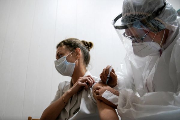 Moscow starts mass COVID-19 vaccination with its Sputnik V shot