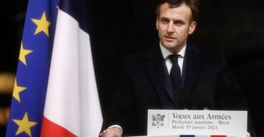 Biden speaks with France’s Macron, seeks to strengthen ties