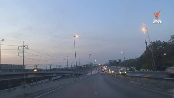 Poor air quality in Bangkok and 11 other provinces today