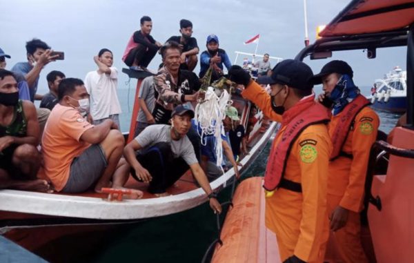 Body parts found at Indonesian plane crash site