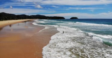 Private sector in Phuket wants quick, self-funded vaccinations so it can reopen