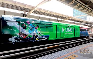 ฟินกันทั่วกรุงเทพฯ LINE TV เนรมิตขบวนรถไฟฟ้า BTS เป็นด้อมคอนเทนต์สุดฮิต