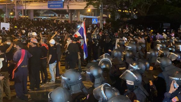 Police clash with protesters, rubber bullets, tear-gas fired