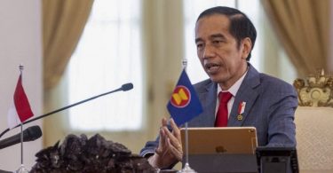 Indonesia president urges halt to Myanmar violence, wants ASEAN talks
