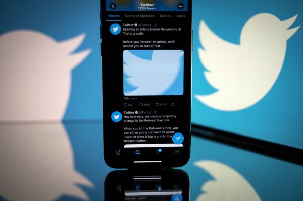 Twitter asks users to weigh in on rules for world leaders