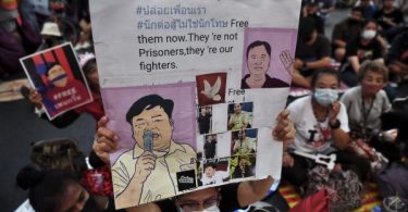 Court rejects bail applications for four Ratsadon core leaders
