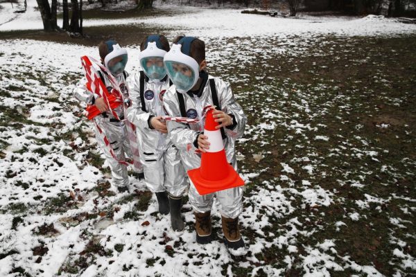 Swiss kids suit up for ‘Mission to Mars’
