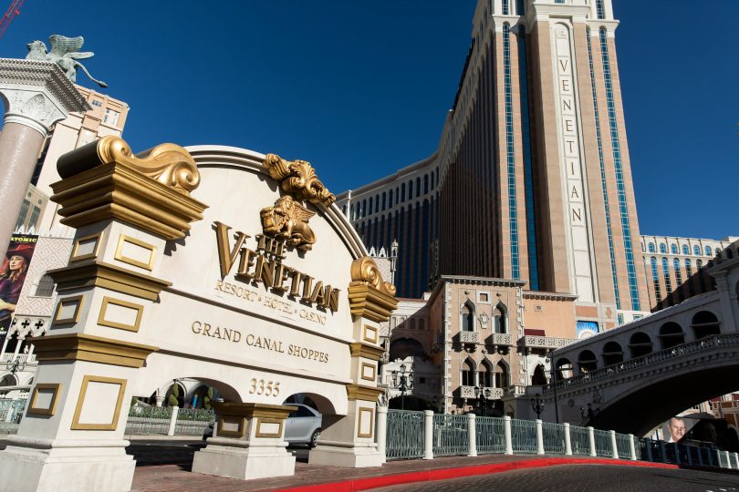 Las Vegas Sands to sell its Las Vegas properties for .25 billion