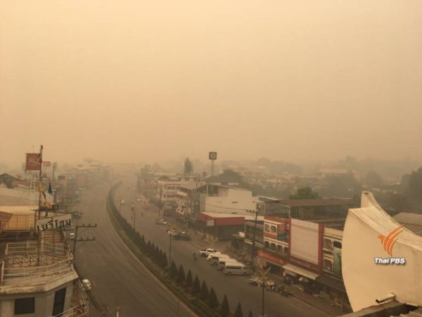 255,000 people have received treatment for nose and eye irritation caused by pollution 