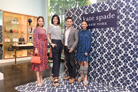 ‘แพรวา’ นำทีมพาสาวๆ สวมลุค สดใสจาก “เคท สเปด นิวยอร์ก” ร่วมงานเปิดตัวคอลเลกชั่น สปริง 2021 กลิ่นอายมนต์เสน่ห์ แห่ง ท้องทะเล