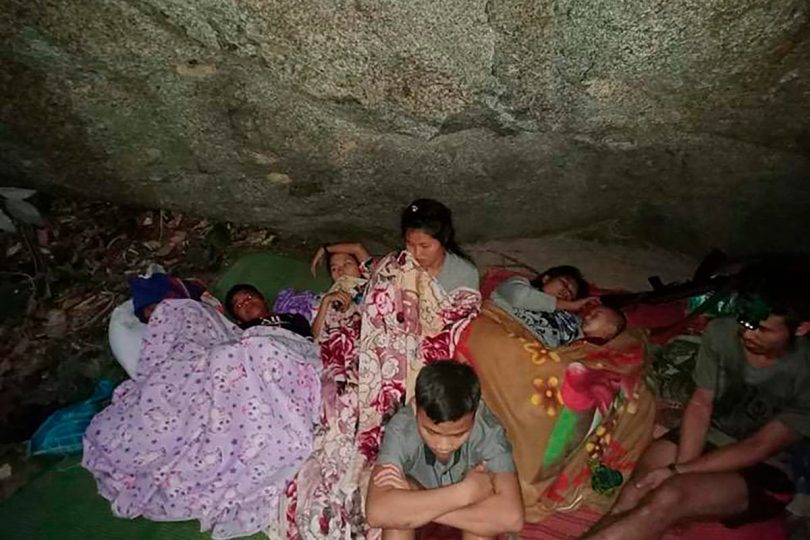 Myanmar air strikes send ethnic Karen fleeing to Thailand Karen Myanmar Thai Thailand