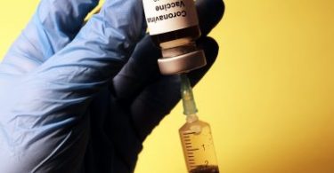 319 Thais injected with Sinovac vaccine on Sunday, no severe side effects case yet