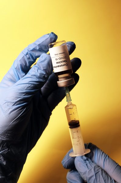 319 Thais injected with Sinovac vaccine on Sunday, no severe side effects case yet