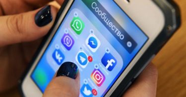 Russia fines Twitter for not removing calls to protests