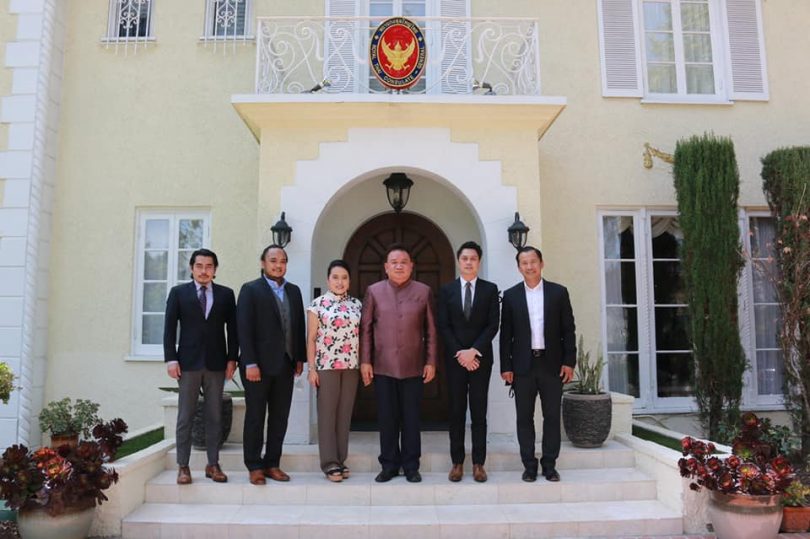 นายมังกร ประทุมแก้ว กงสุลใหญ่ ณ นครลอสแอนเจลิส เป็นเจ้าภาพจัด working lunch กับกงสุลใหญ่ประเทศสมาชิกอาเซียน