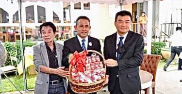 สมาคมนักร้องฯ จัดพิธีทำบุญอุทิศ ส่วนกุศลให้สมาชิกผู้วายชนม์ ต่อด้วยเปิดประชุมใหญ่สามัญ – GossipThai News