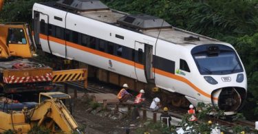 Taiwan prosecutors seek arrest warrant for suspect in deadly train crash