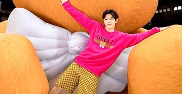 คู่จิ้นสุดฮอต“เต”ตะวัน-“นิว” ฐิติภูมิ พร้อมด้วยนักแสดงสาว “โบว์”เมลดา และหนุ่มหน้าใส “กลัฟ” คณาวุฒิส่ง ต่อความน่ารัก กับแคมเปญ Gucci Bear Balloon