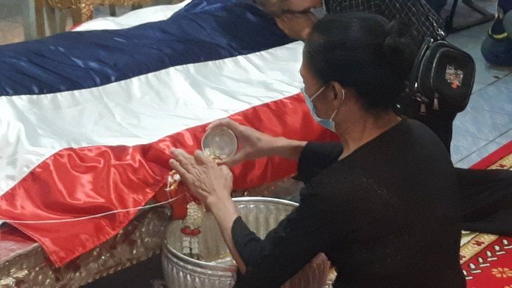 ประธานมูลนิธิสยามนนทบุรี ติดใจโครงสร้างอาคารที่พังถล่ม วอนอย่าโทษเป็นความผิดกู้ภัย