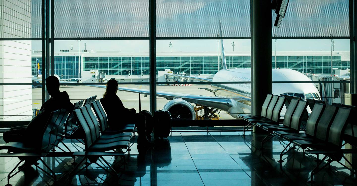 How to make the airport departure lounge experience less stressful