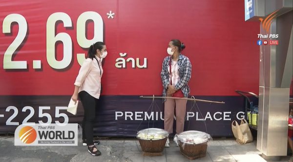 Street hawkers risk COVID-19 infection to make a living