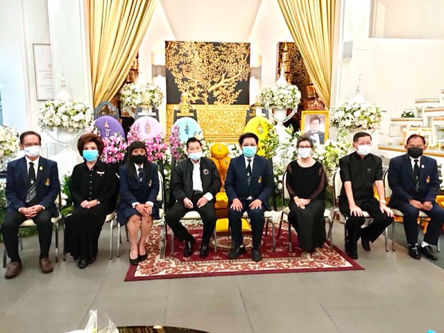 สมาคมดนตรีฯ มูลนิธิศิลปินแห่งชาติ ร่วมเป็นเจ้าภาพงานศพ “ครูชาลี อินทรวิจิตร” มือเปียโนชื่อดัง หนึ่ง จักรวาล ดอดเคารพศพร่วมไว้อาลัย