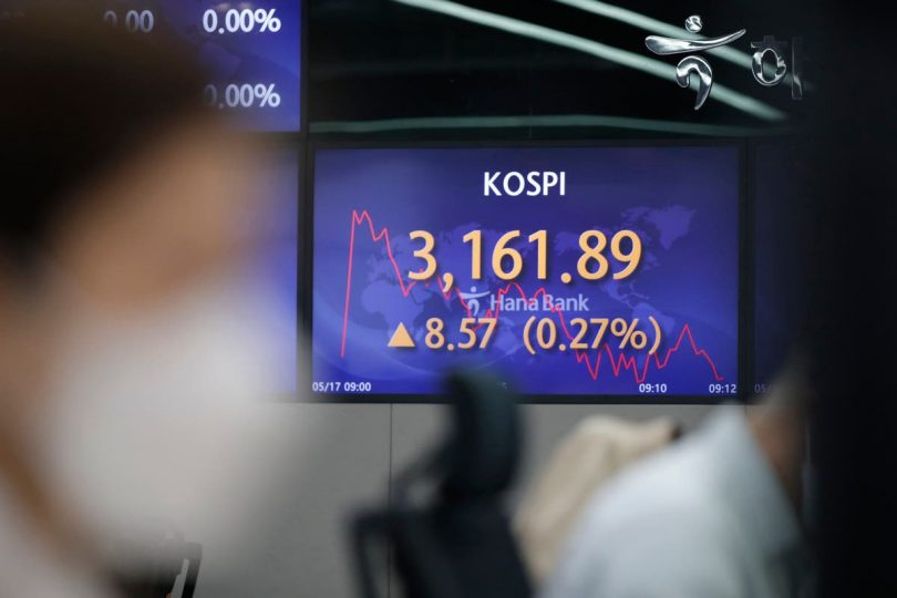Asian stocks mixed after Taiwan, Singapore anti-virus curbs Singapore Beijing India Kospi Hong Kong