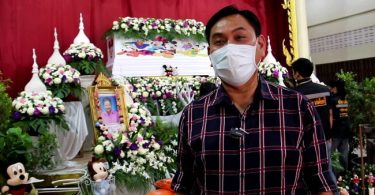 แม่สั่งก่อนตาย ของานศพธีมมิกกี้ เม้าส์-จะให้ถูกหวย 3 ตัว คนแห่จ้องหาเลขเด็ด