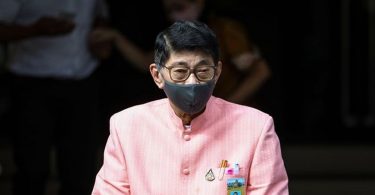 “วิษณุ” แจง “ราชวิทยาลัยจุฬาภรณ์” จัดหาวัคซีนเองได้ เพราะมีสถานะแตกต่างจากเอกชน