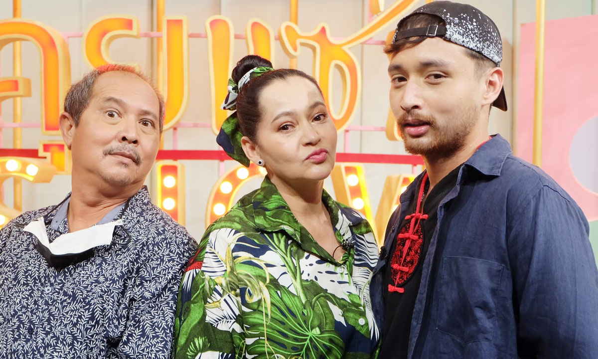 “แตน ราตรี” และ “เสนาเพชร” ควงลูกชายเปิดตัวที่แรก เผยวิธีเลี้ยงลูกให้เรียนรู้ด้วยตัวเอง