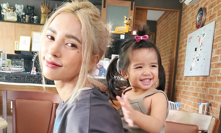 “อุ้ม ลักขณา” อัดคลิปตอบข้อสงสัย ตั้งใจจะมีน้อง ให้ “ดิสนีย์” หรือเปล่า?