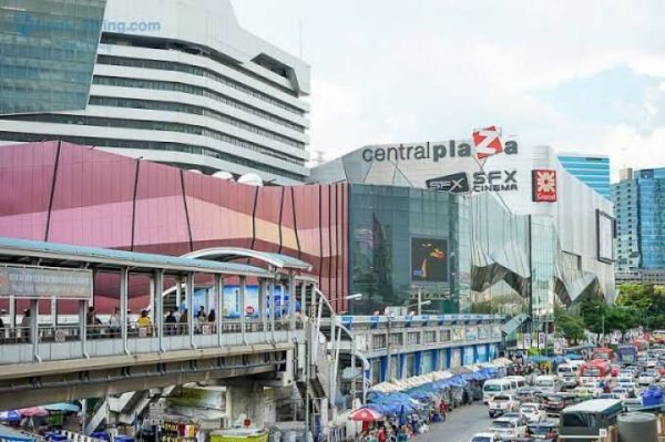 Large Lat Phrao malls deny they have new clusters of COVID-19 infections
