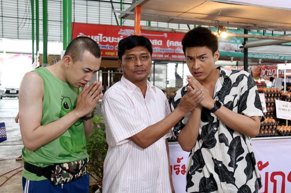 “ชูศรี” ดวลมุก “โหน-นาย” ประชันความฮาใน “รักล้นแผง”