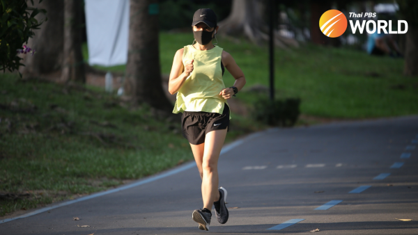 Joggers resume their routine this morning as Bangkok parks reopen