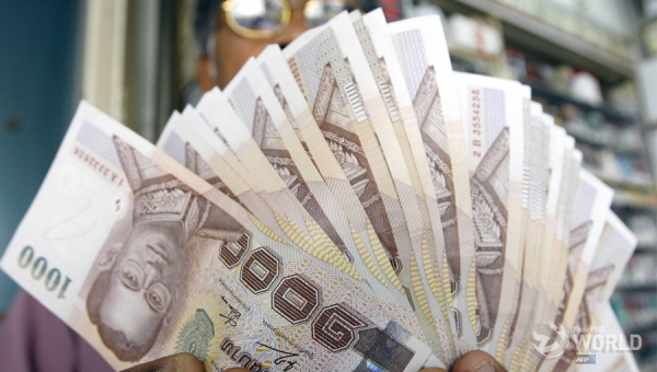 Banks told by central bank to extend debt repayment for SMEs until year end