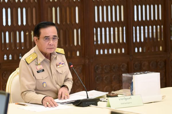 PM apologizes (again) for jab postponements, promises more vaccines