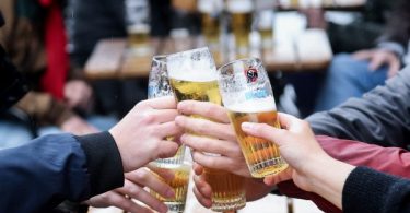 Chon Buri bans liquor sales and gatherings with alcohol at night starting Saturday