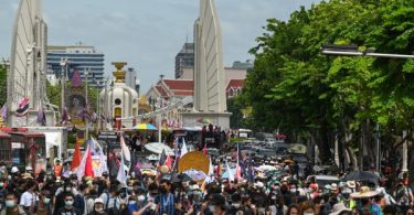 Protesters to resume rally tomorrow in Bangkok to call for PM’s resignation