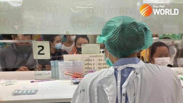 Ramathibodi Hospital suspends some services as 300 medics infected with COVID-19