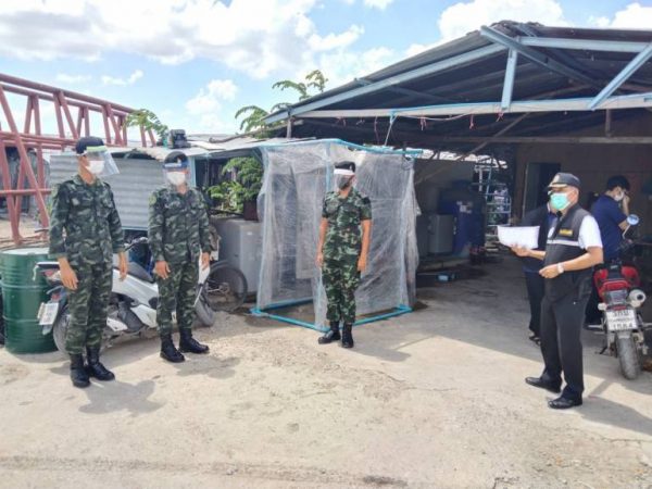 Troops swift to block routes out of Bangkok ahead new lockdown on Monday