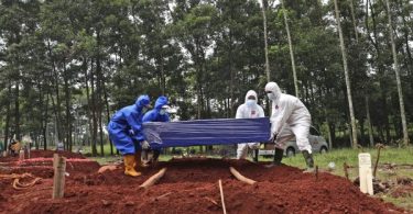 Indonesia reports over 54,000 virus cases Wednesday, becomes Asian hotspot