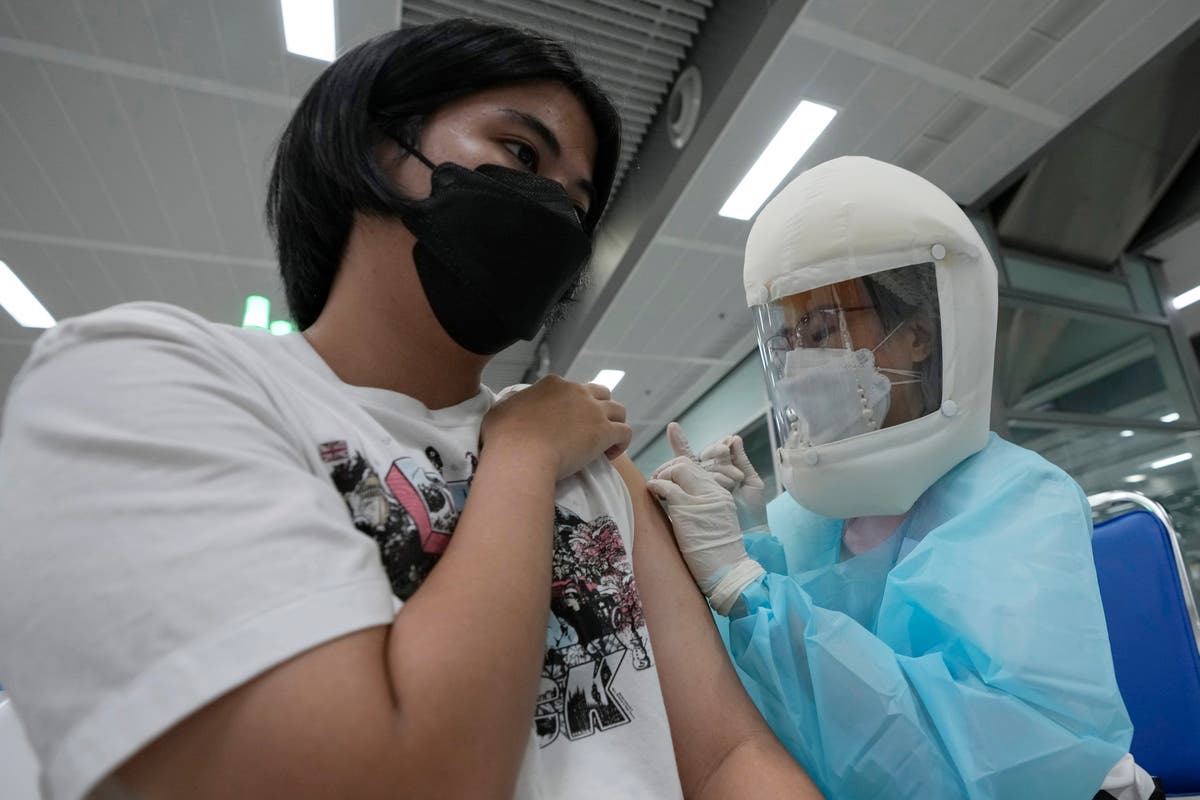 Thailand’s capital tightens restrictions to fight COVID-19 Phuket Bangkok Civil Aviation Authority Restaurants Thailand
