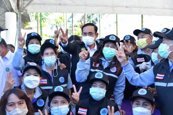 PM urges people in Phuket to work together to ensure success of “sandbox”