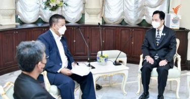 Criticism of government allowed, assures spokespeople, as Internet censorship looms large