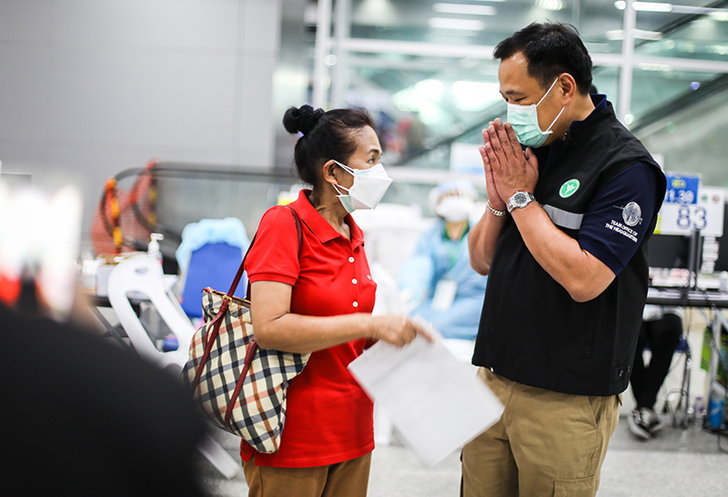 “อนุทิน” เผยกรมควบคุมโรคคุยผู้ผลิตแอสตร้าฯ แล้ว เร่งจัดส่งวัคซีนให้ไทย