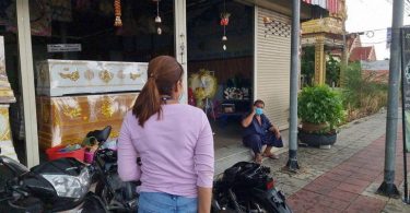 สัปเหร่อติดโควิด! นอนรอเตียง 5 วัน วัดงดเผาศพทุกกรณี เพราะไม่มีใครทำหน้าที่แทนได้