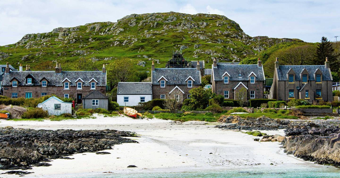 What are the travel rules for Scotland?
