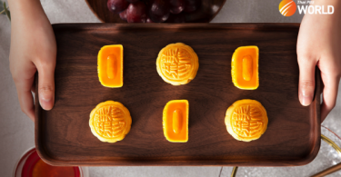 Fancy mooncakes up for grabs on e-platforms
